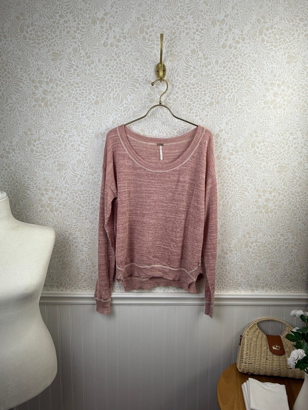 Free People Beach Lightweight Pink Linen Blend Pullover Sweater - Size - Large